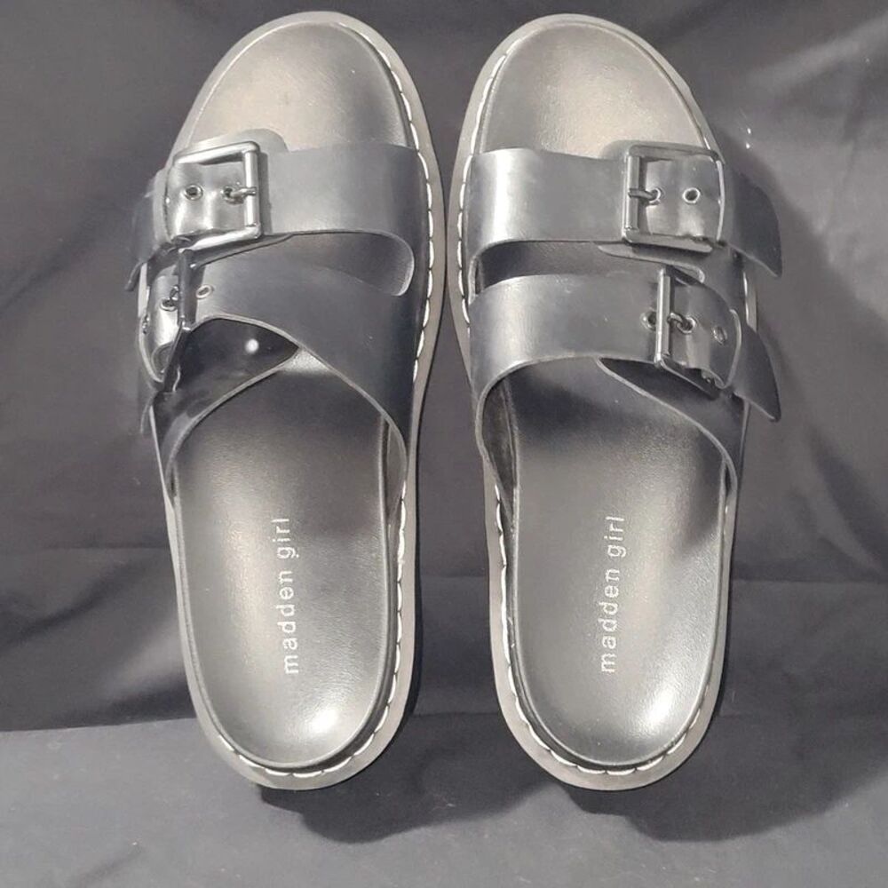 Madden girl sandals 9.5